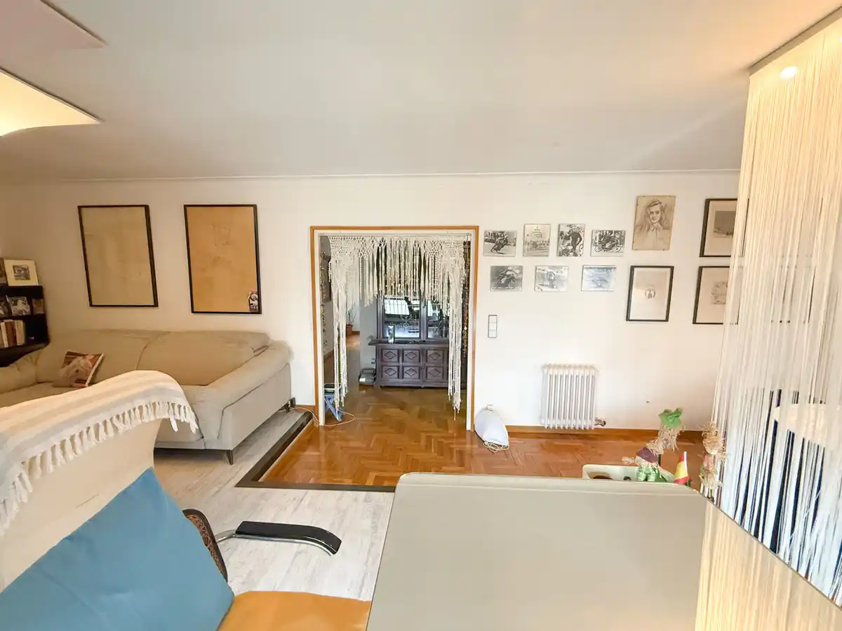 Piso con amplio parking en venta en Figueres