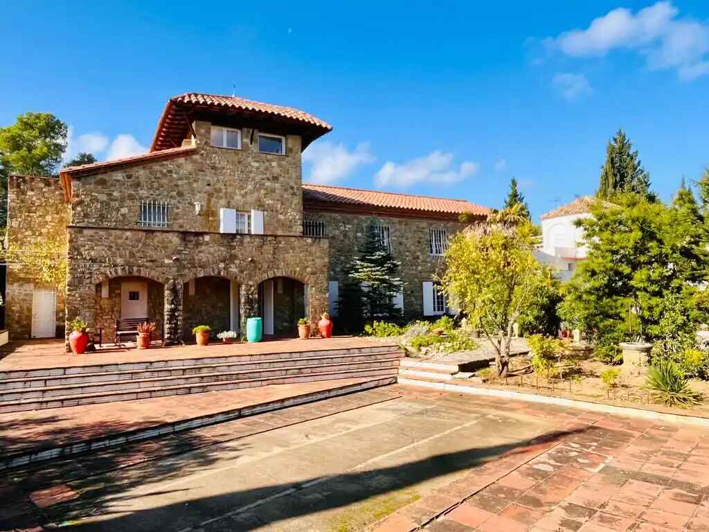 Finca for sale (Cabanelles)