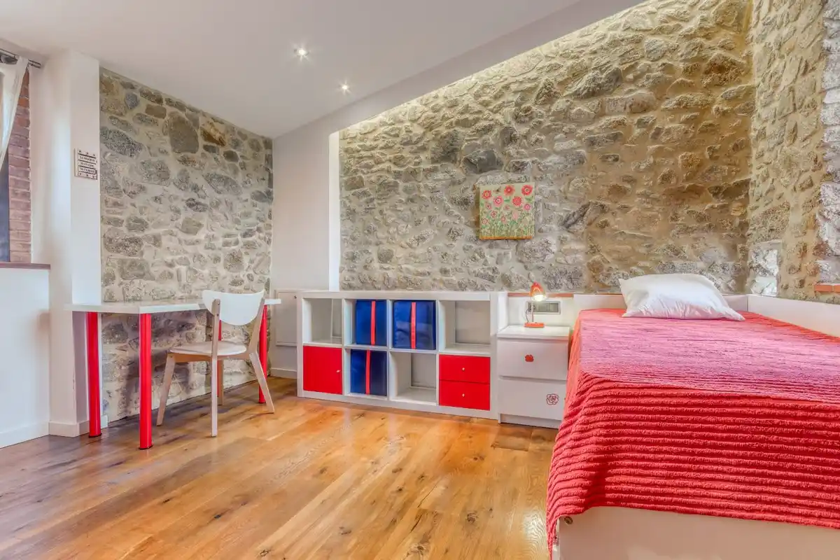 Ref. 1820 Casa de piedra con vistas excelentes a L'Albera.