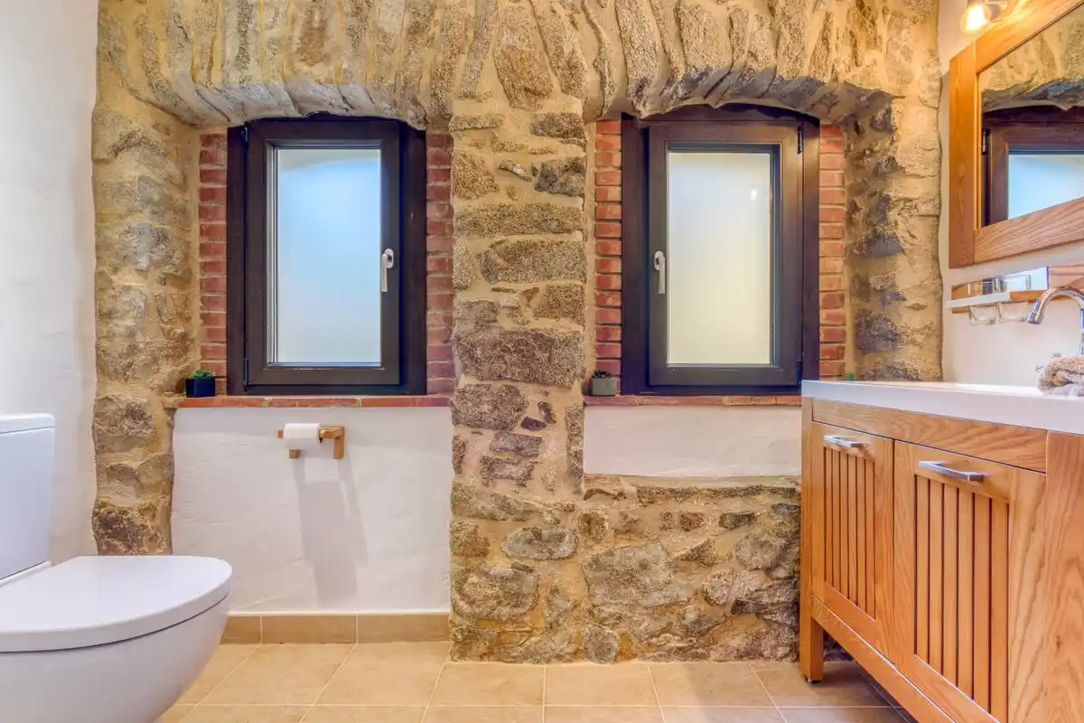 Ref. 1820 Casa de piedra con vistas excelentes a L'Albera.