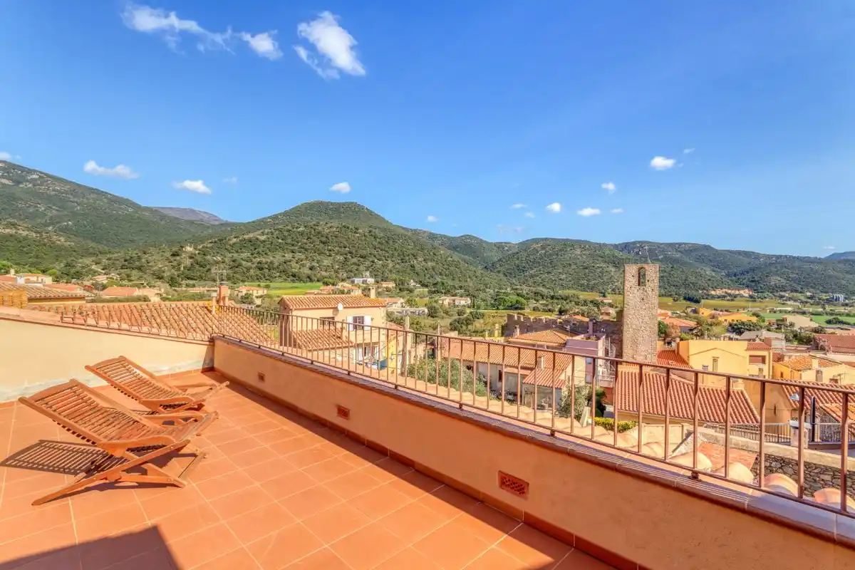 Ref. 1820 Casa de piedra con vistas excelentes a L'Albera.