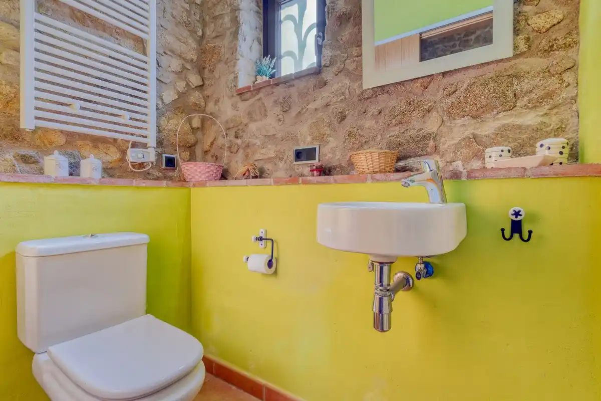 Ref. 1820 Casa de piedra con vistas excelentes a L'Albera.