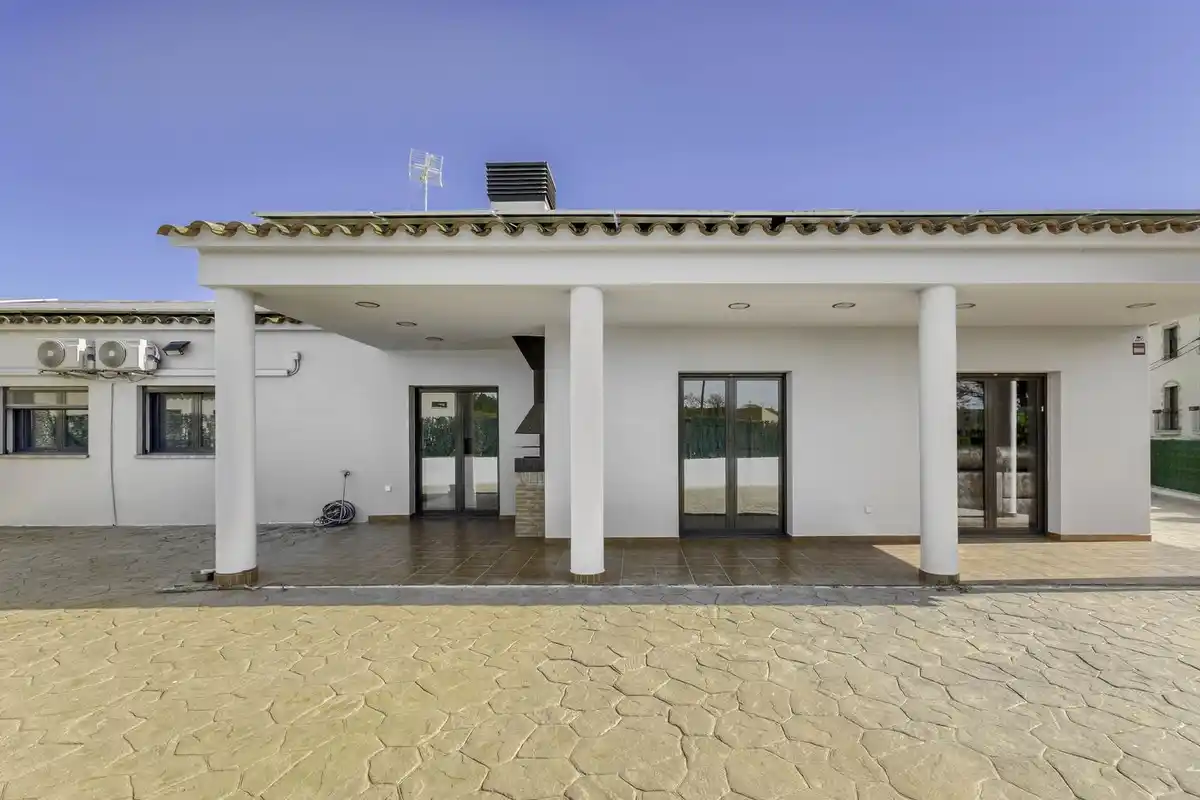 CASA UNIFAMILIAR EN VENTA EN CISTELLA