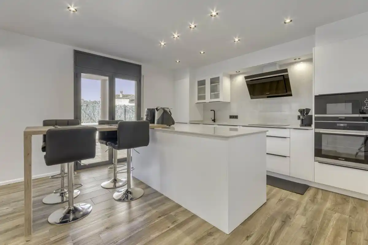 CASA UNIFAMILIAR EN VENTA EN CISTELLA