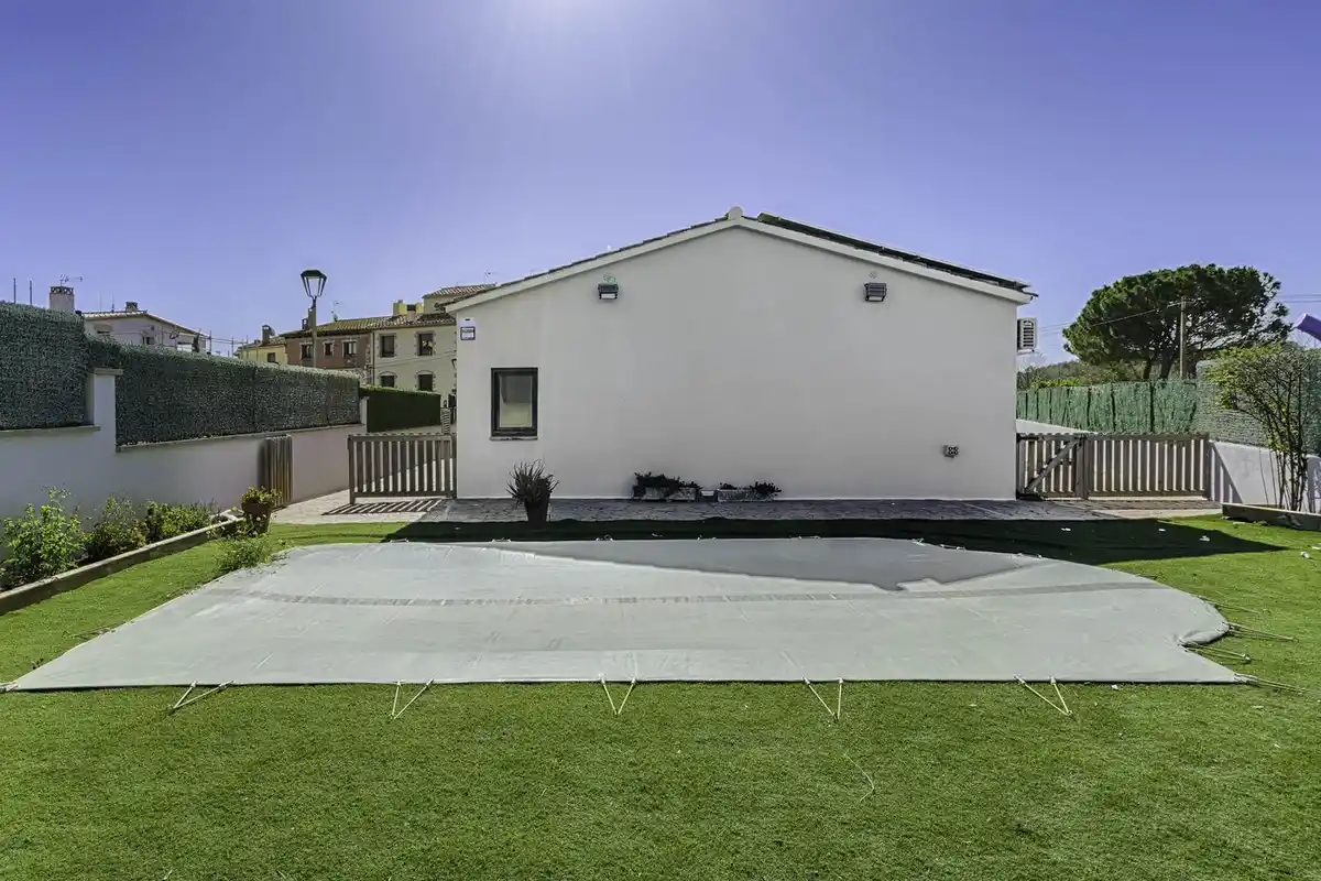 CASA UNIFAMILIAR EN VENTA EN CISTELLA