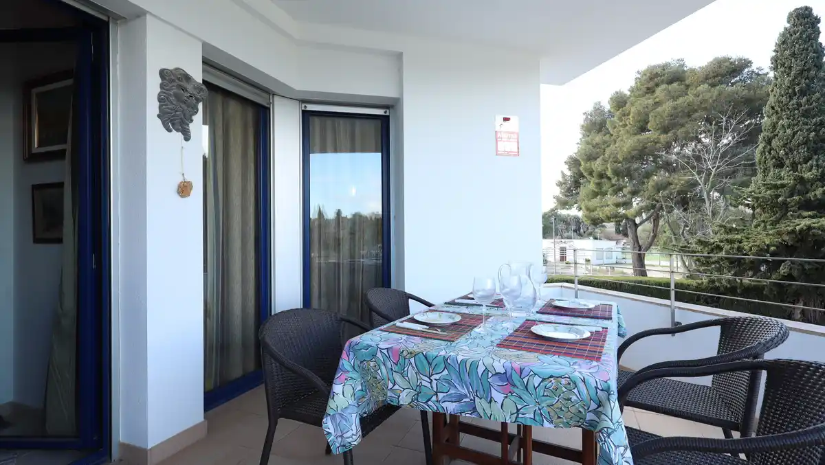 Apartamento de 3 habitaciones con terraza y plaza de aparcamiento en el Puerto de Llançà