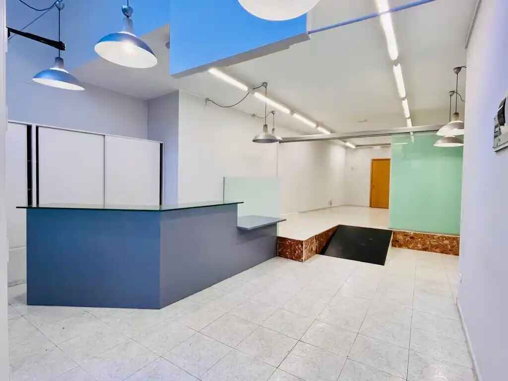 Commercial space for sale (Figueres Centre)