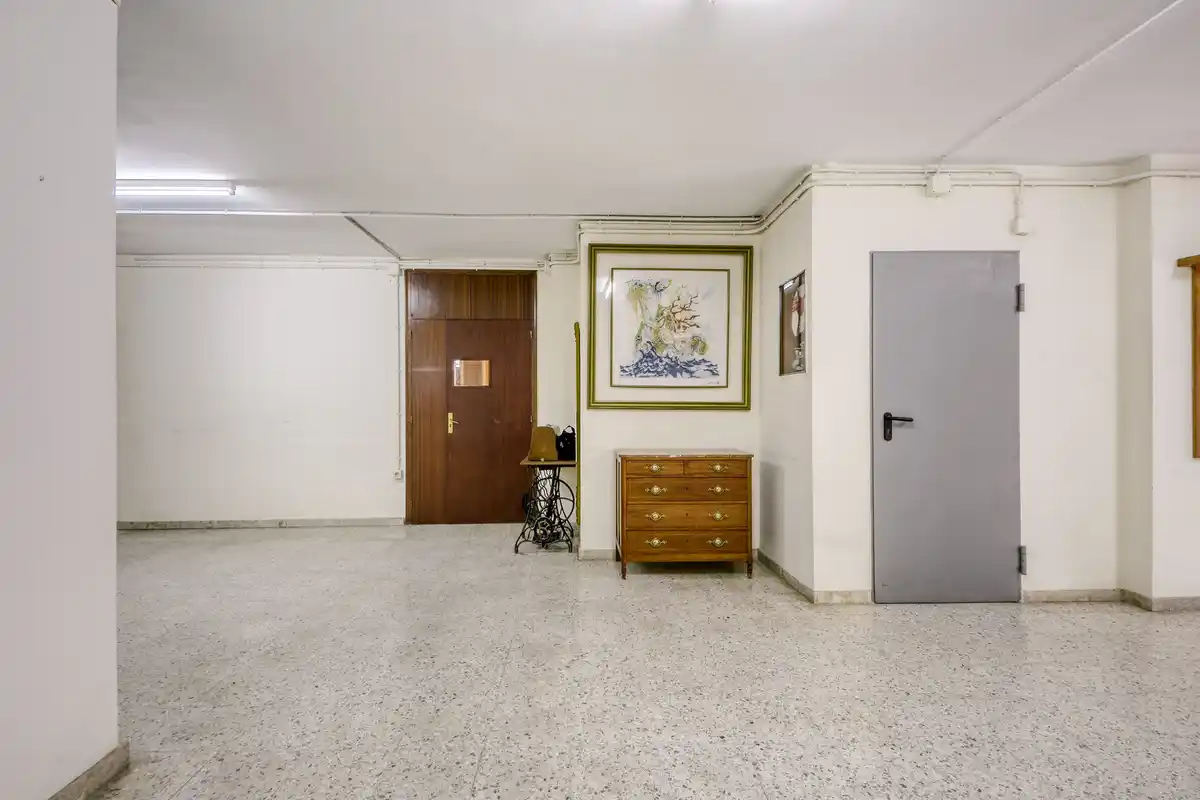 La versatilidad de un local comercial de 270,60 m2 (Horta Capallera)