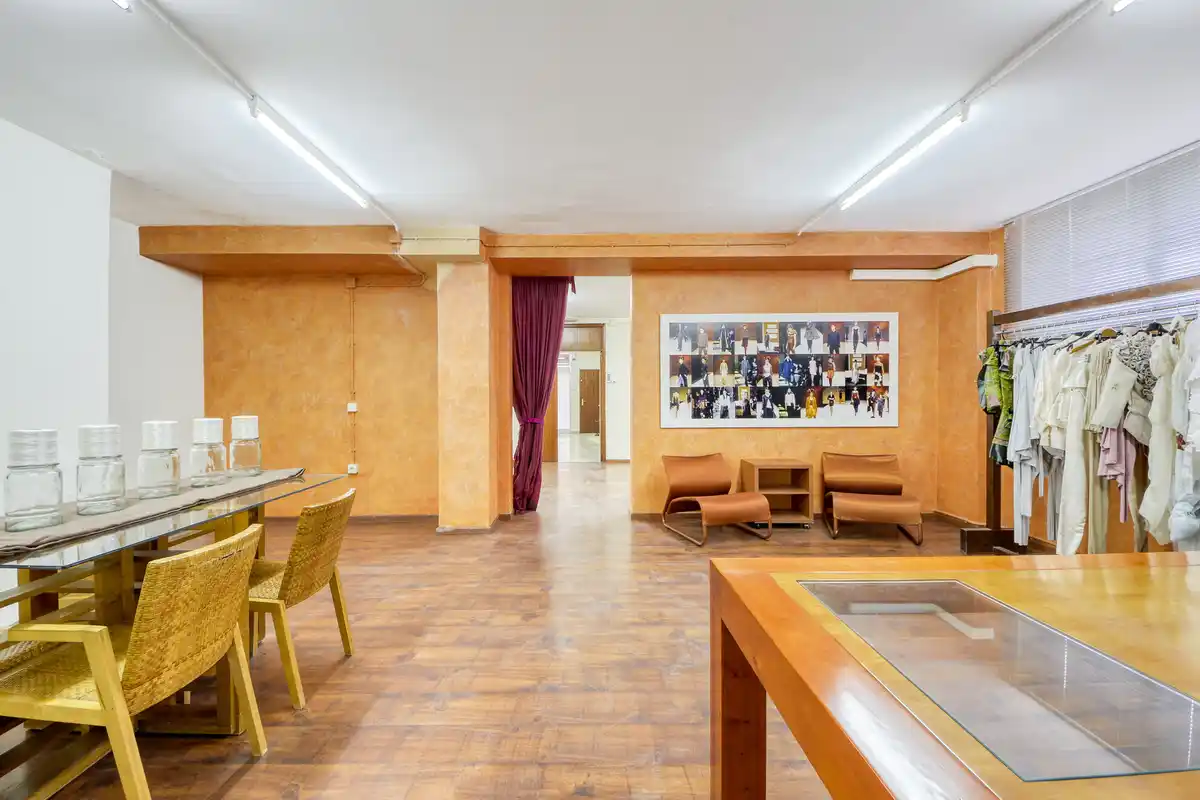La versatilidad de un local comercial de 270,60 m2 (Horta Capallera)