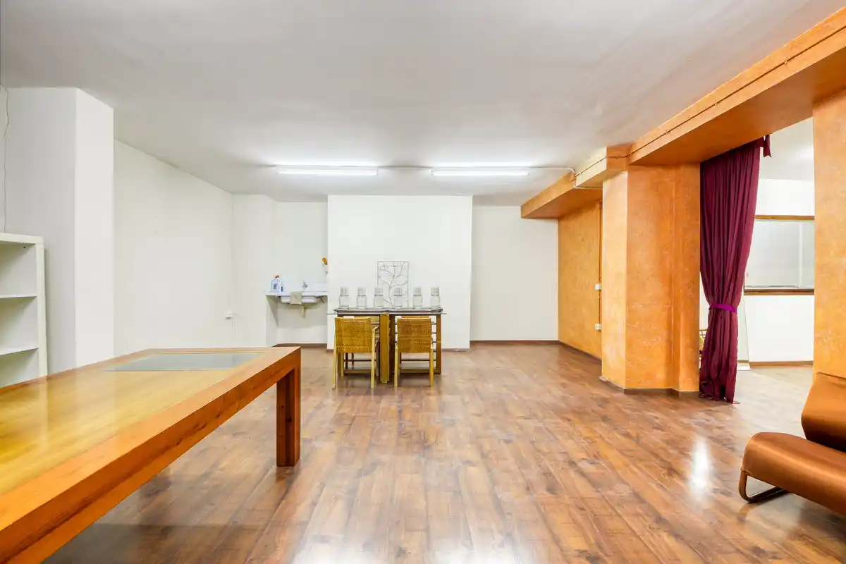 La versatilidad de un local comercial de 270,60 m2 (Horta Capallera)