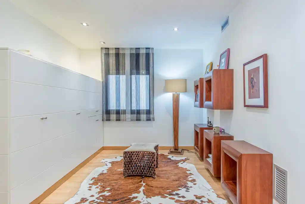 Magnifico piso en venta (a 1 minuto del Museo Dalí).