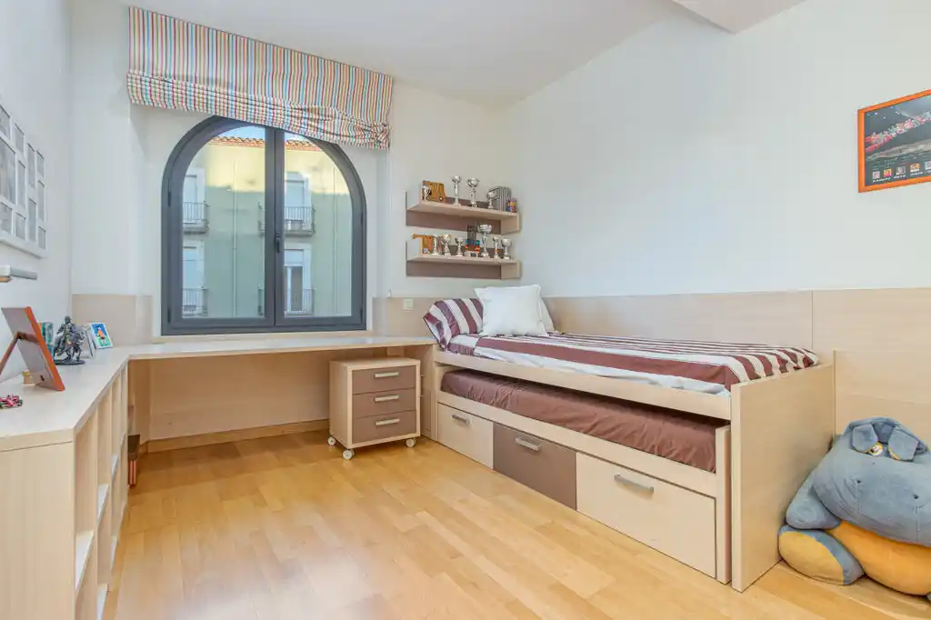 Magnifico piso en venta (a 1 minuto del Museo Dalí).