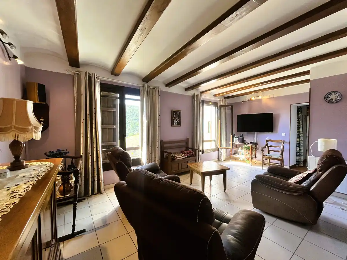 Encantadora casa en Biure