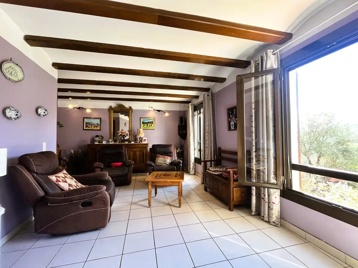 Encantadora casa en Biure