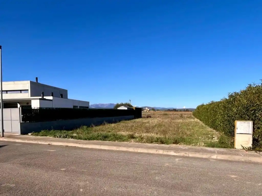Parcela urbana (Navata pueblo)