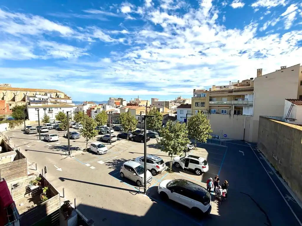 Dúplex en venta (L'Escala centro del pueblo)