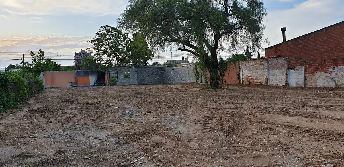 En venta parcela industrial cerca del centro de Figueres.