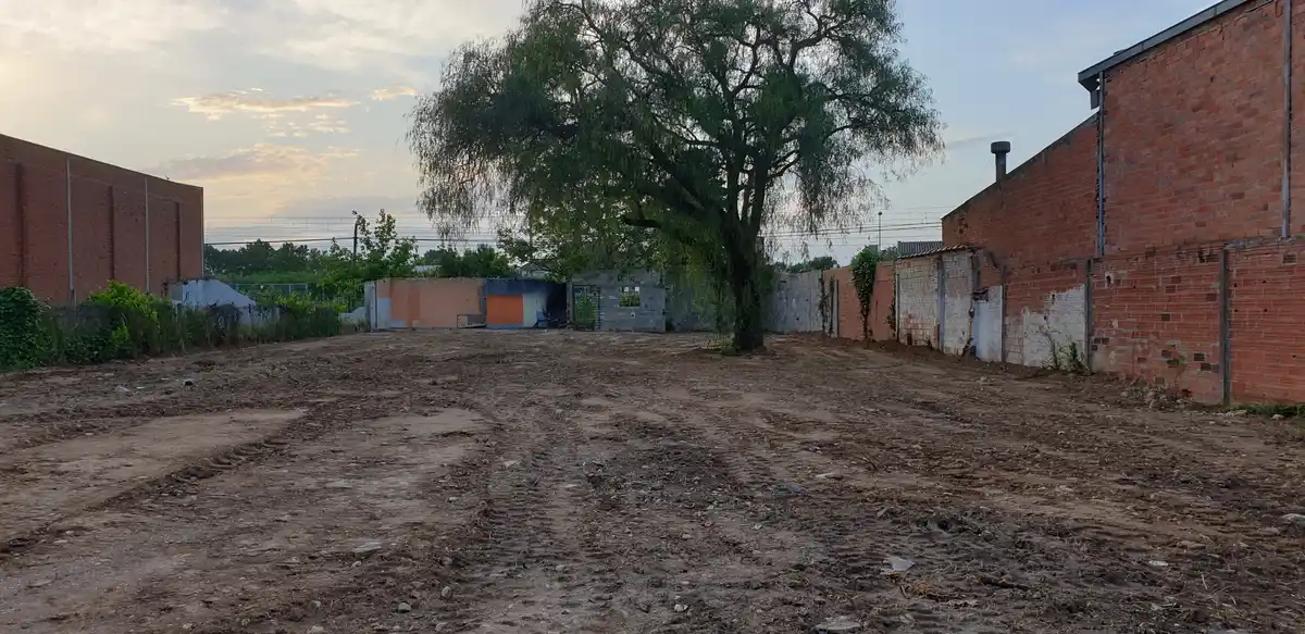 En venta parcela industrial cerca del centro de Figueres.