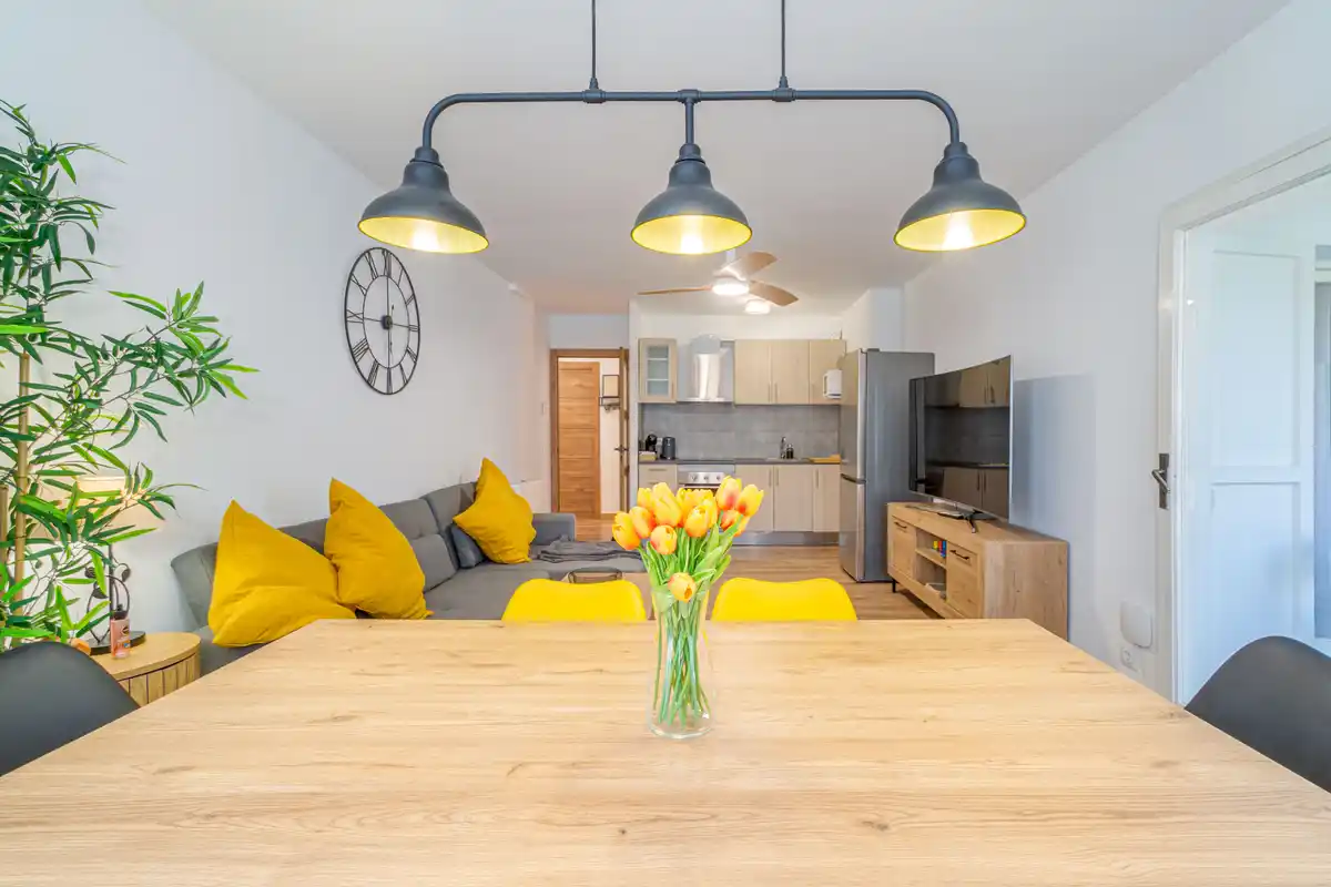 Apartamento con parking y licencia turística(Empuriabrava)