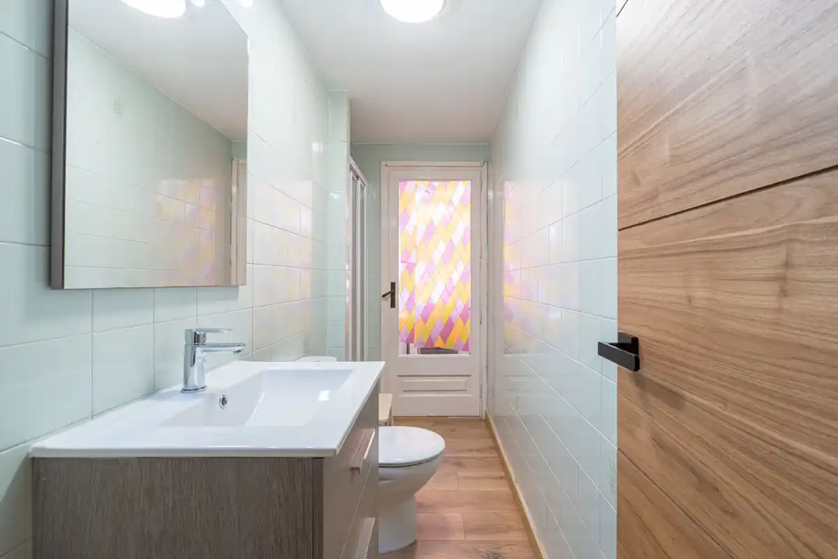 Apartamento con parking y licencia turística(Empuriabrava)