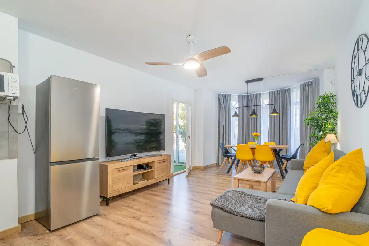 Apartamento con parking y licencia turística(Empuriabrava)