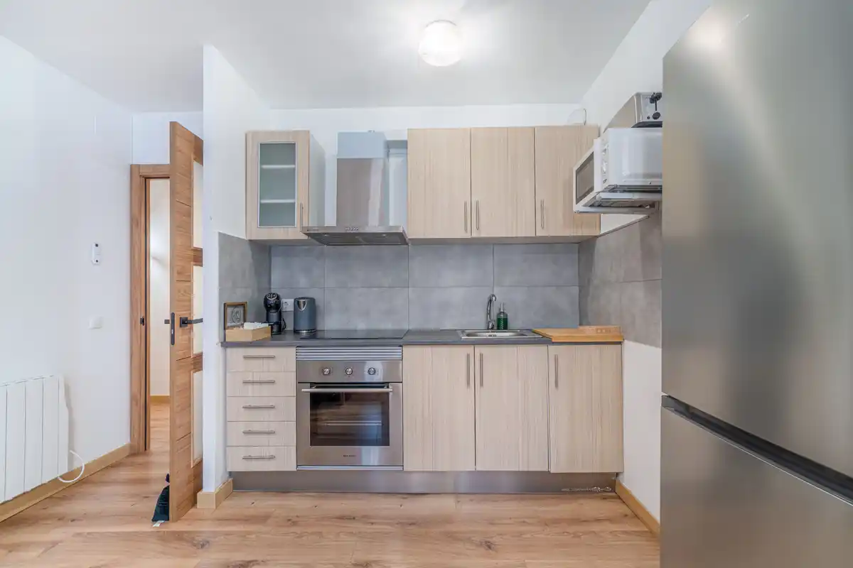 Apartamento con parking y licencia turística(Empuriabrava)