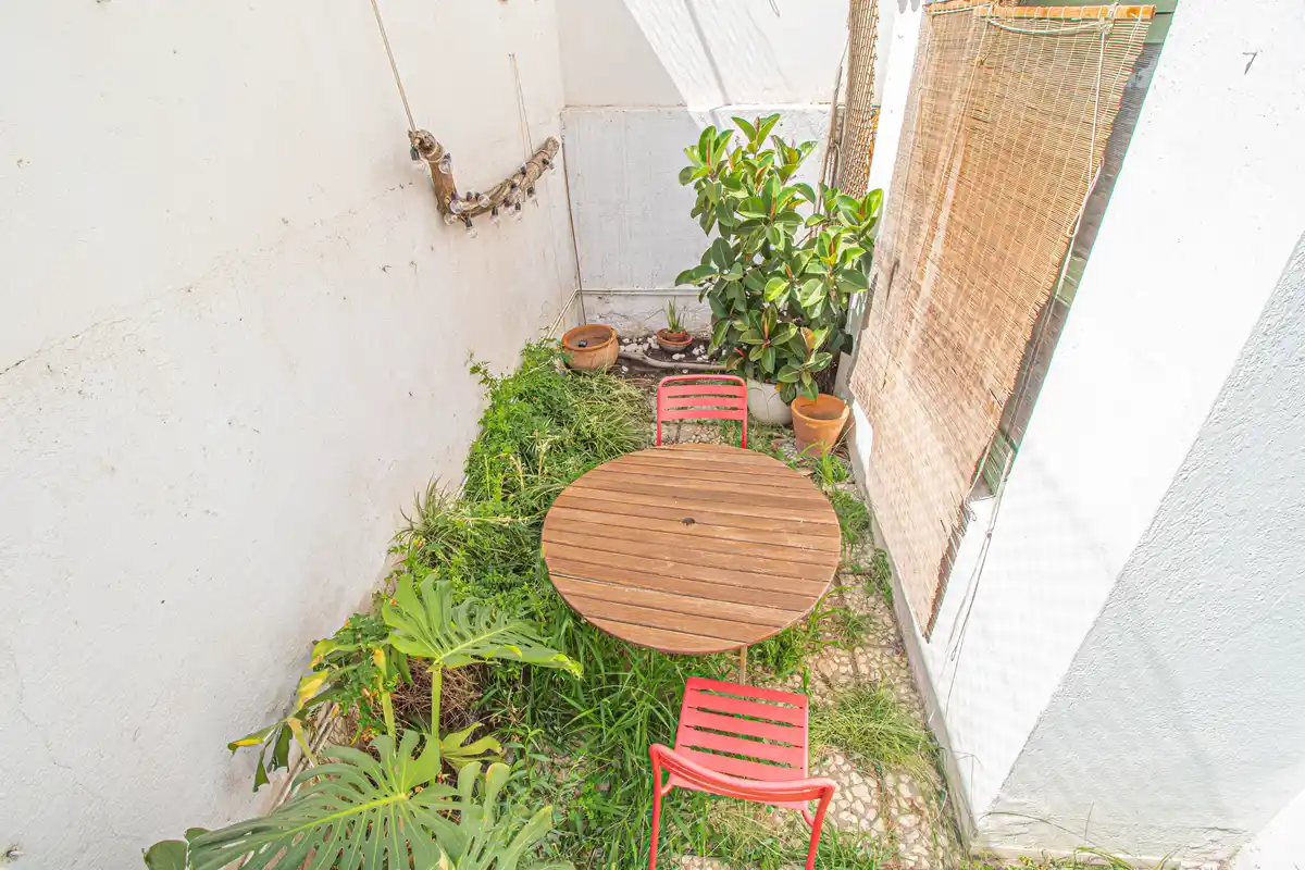 Casa esquinera planta baja en venta (Figueres)