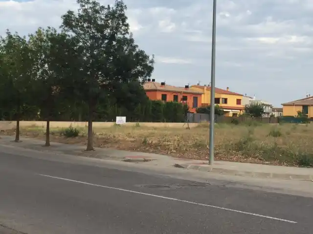 Parcelas urbanizables en zona residencial