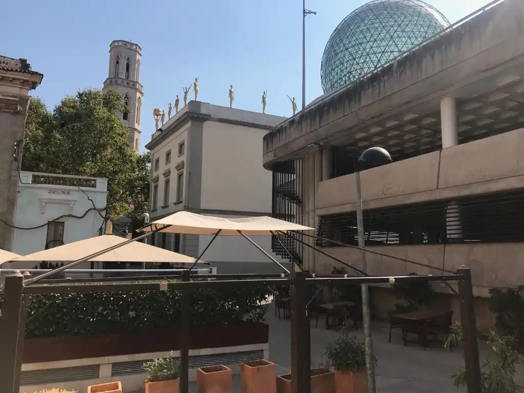 Local Comercial cerca del Museo Dalí