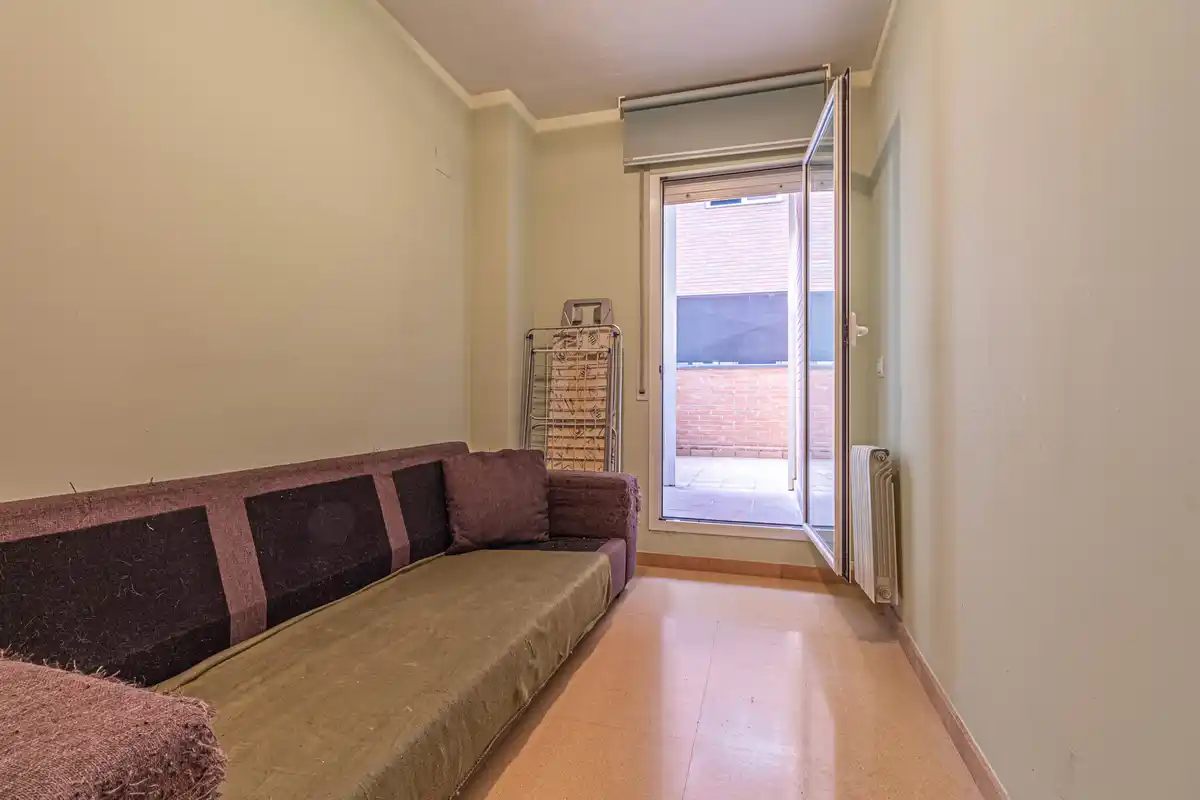 ¿Buscas un piso con terraza, luz natural y vistas en Figueres?