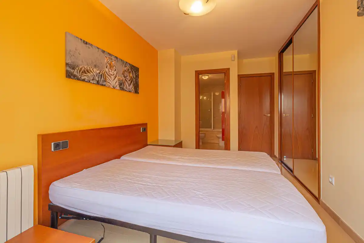 ¿Buscas un piso con terraza, luz natural y vistas en Figueres?