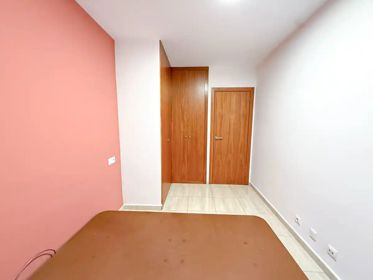 Piso de 2 dormitorios con ascensor en Figueres
