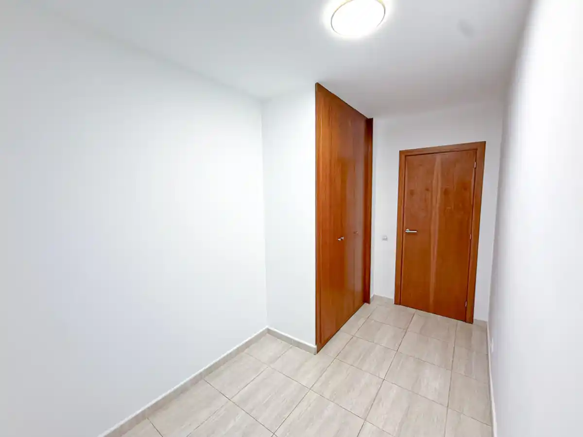 Piso de 2 dormitorios con ascensor en Figueres