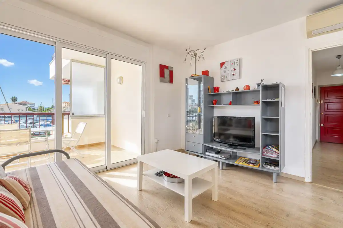 Tu rincón junto al mar en Roses: terraza con vistas al canal y parking privado