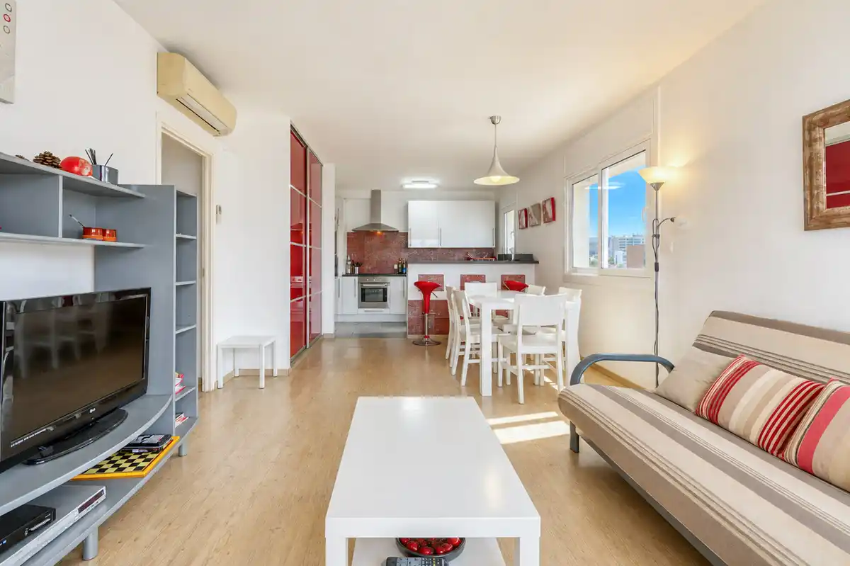 Tu rincón junto al mar en Roses: terraza con vistas al canal y parking privado