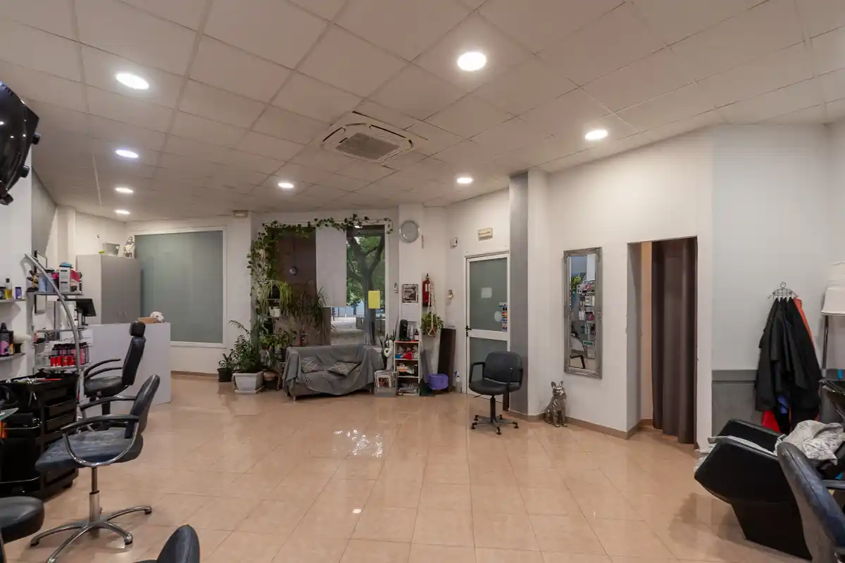 Oportunidad única para abrir tu negocio en una zona estratégica de Figueres!