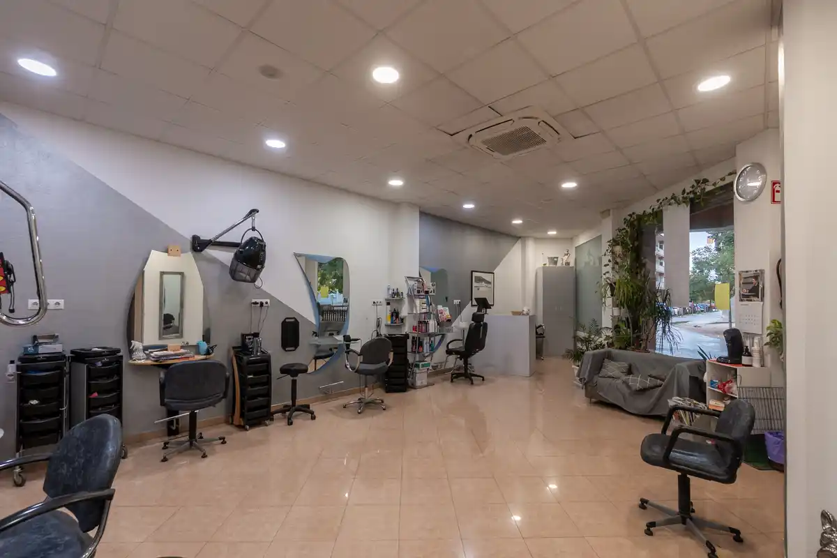 Oportunidad única para abrir tu negocio en una zona estratégica de Figueres!