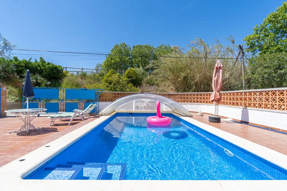 Casa 3 habitaciones con piscina a 10 minutos de la playa de Empuriabrava
