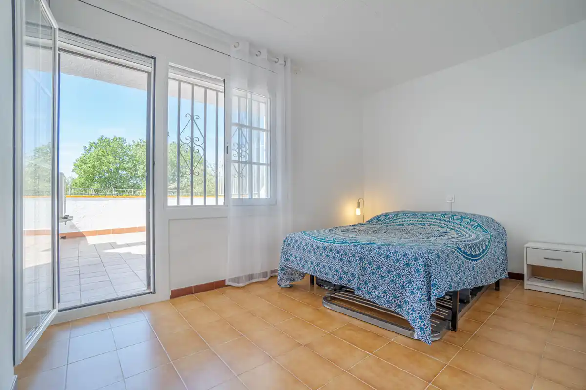 Casa 3 habitaciones con piscina a 10 minutos de la playa de Empuriabrava