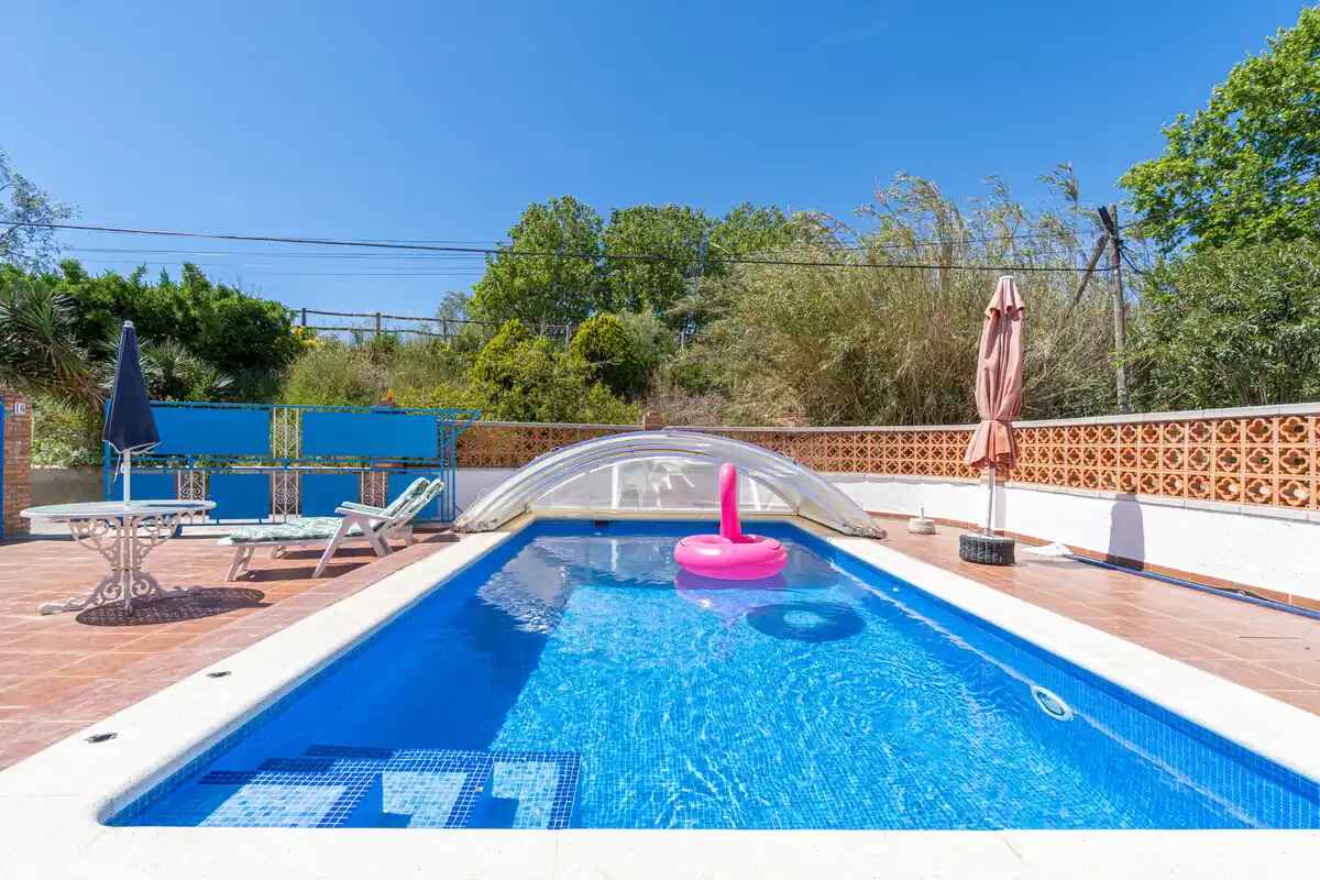 Casa 3 habitaciones con piscina a 10 minutos de la playa de Empuriabrava