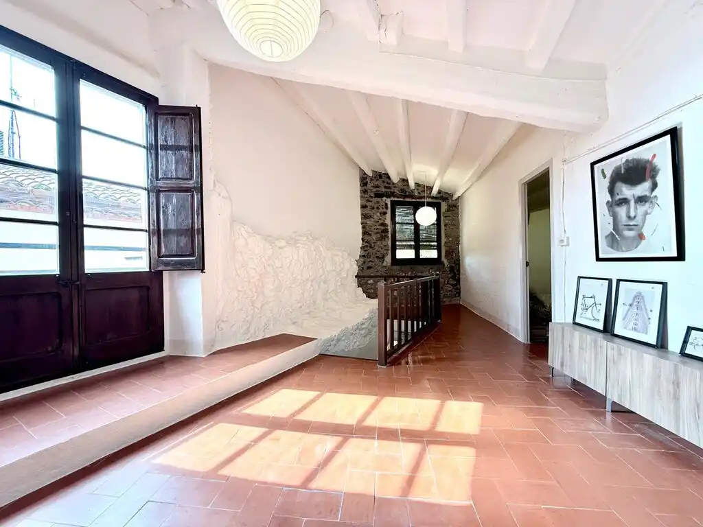 Casa con encanto en venta (Navata)