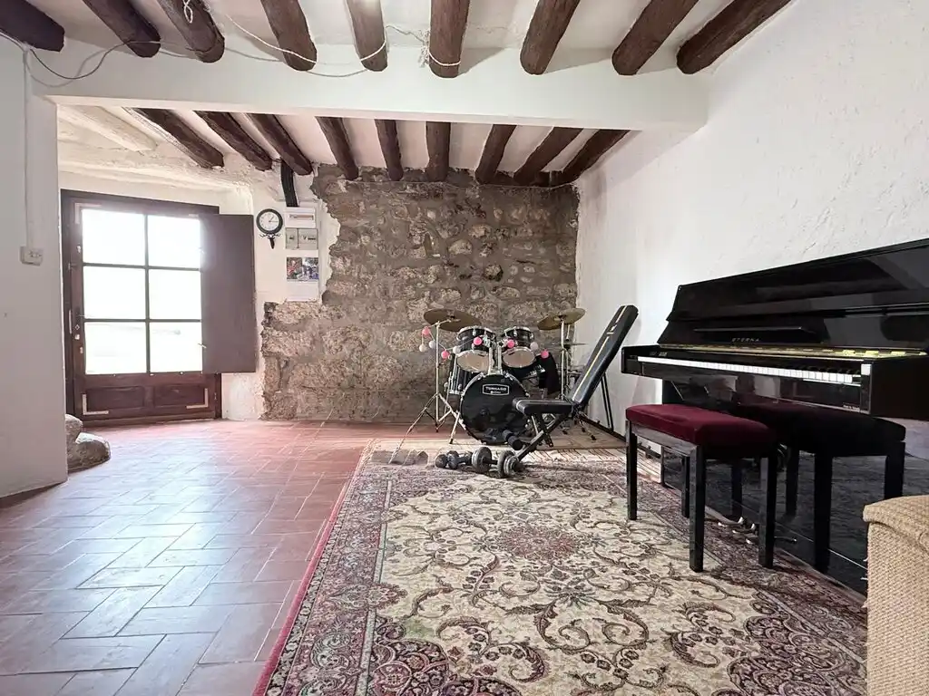 Casa con encanto en venta (Navata)