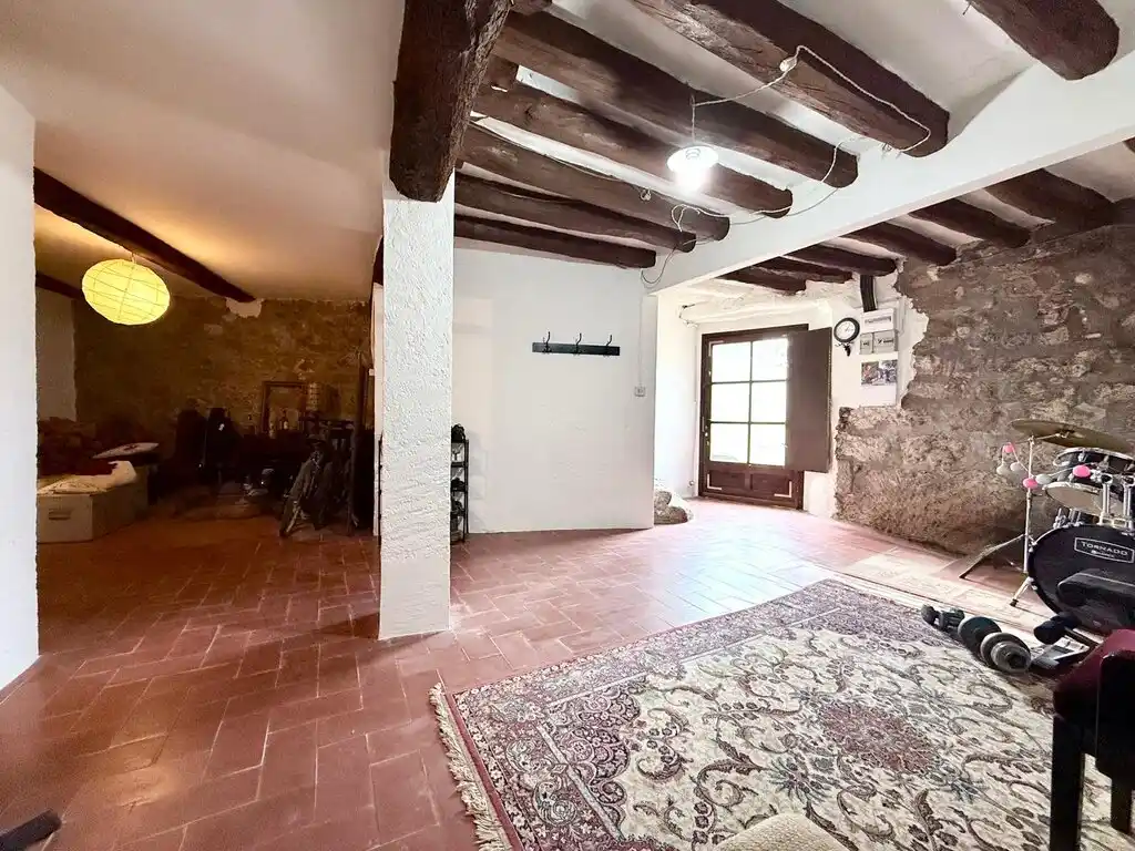 Casa con encanto en venta (Navata)