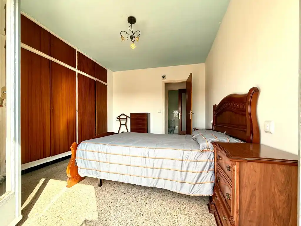 Ático en venta (Figueres).