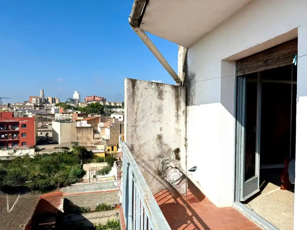 Ático en venta (Figueres).