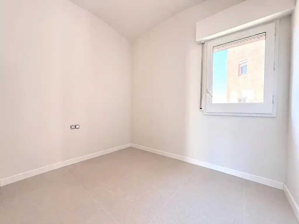 Oportunidad Única: Piso a estrenar a 200m del Museo Dalí (Figueres).