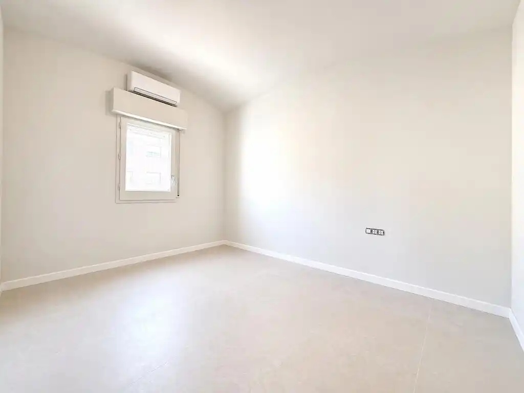 Oportunidad Única: Piso a estrenar a 200m del Museo Dalí (Figueres).