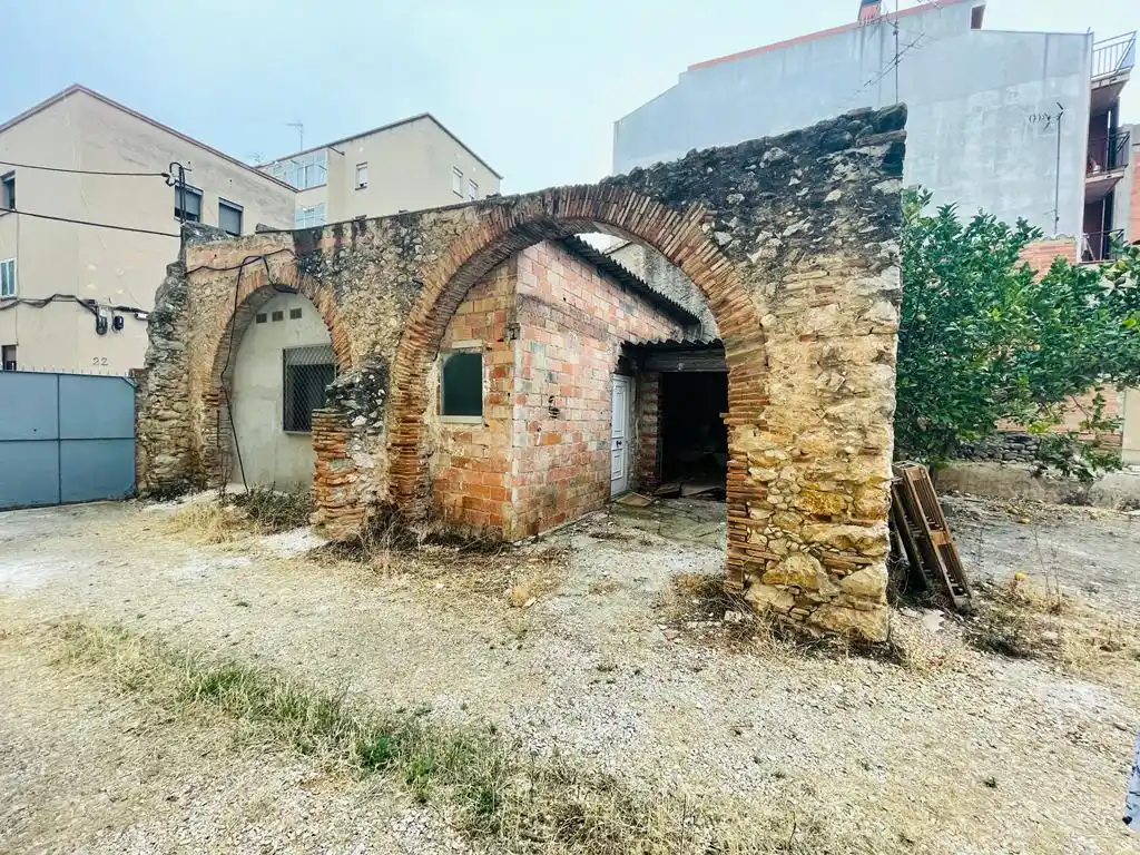 Terreno edificable en C/ Oliva