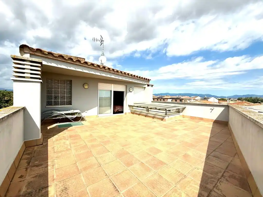 Dúplex en venta (Les Forques, Vilafant)