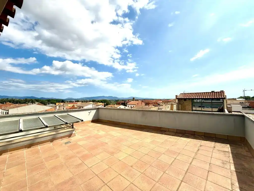 Dúplex en venta (Les Forques, Vilafant)